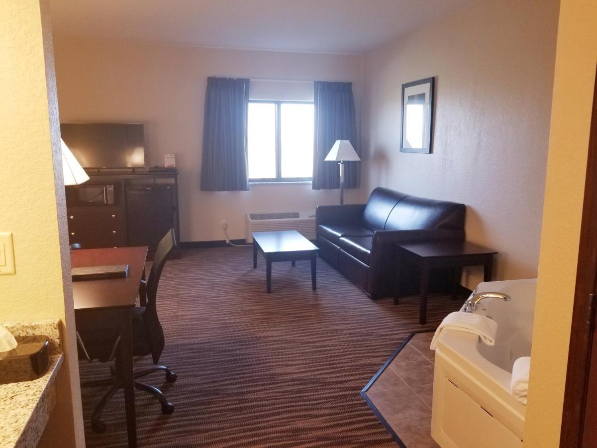 Cobblestone Inn & Suites Maryville Esterno foto