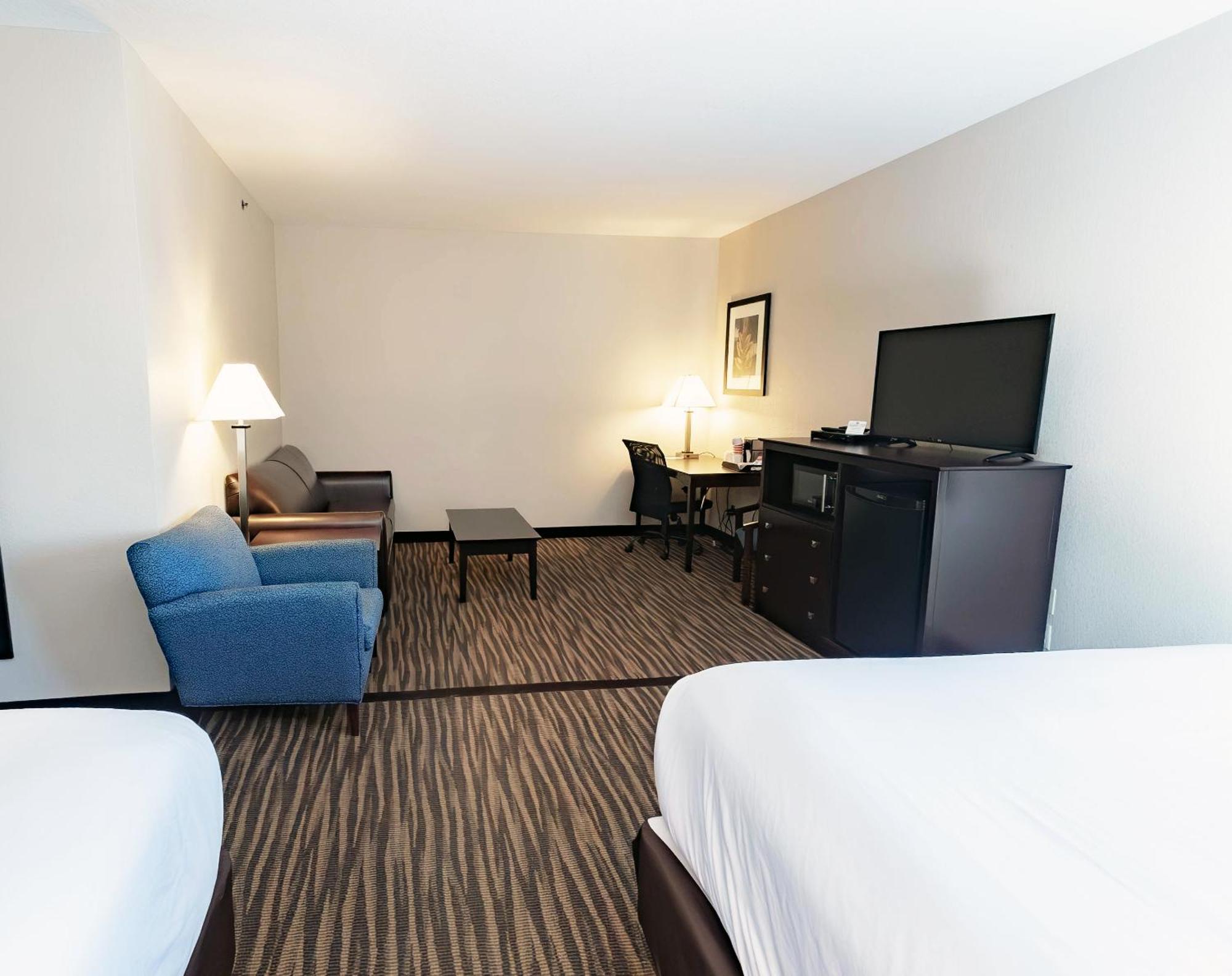 Cobblestone Inn & Suites Maryville Esterno foto