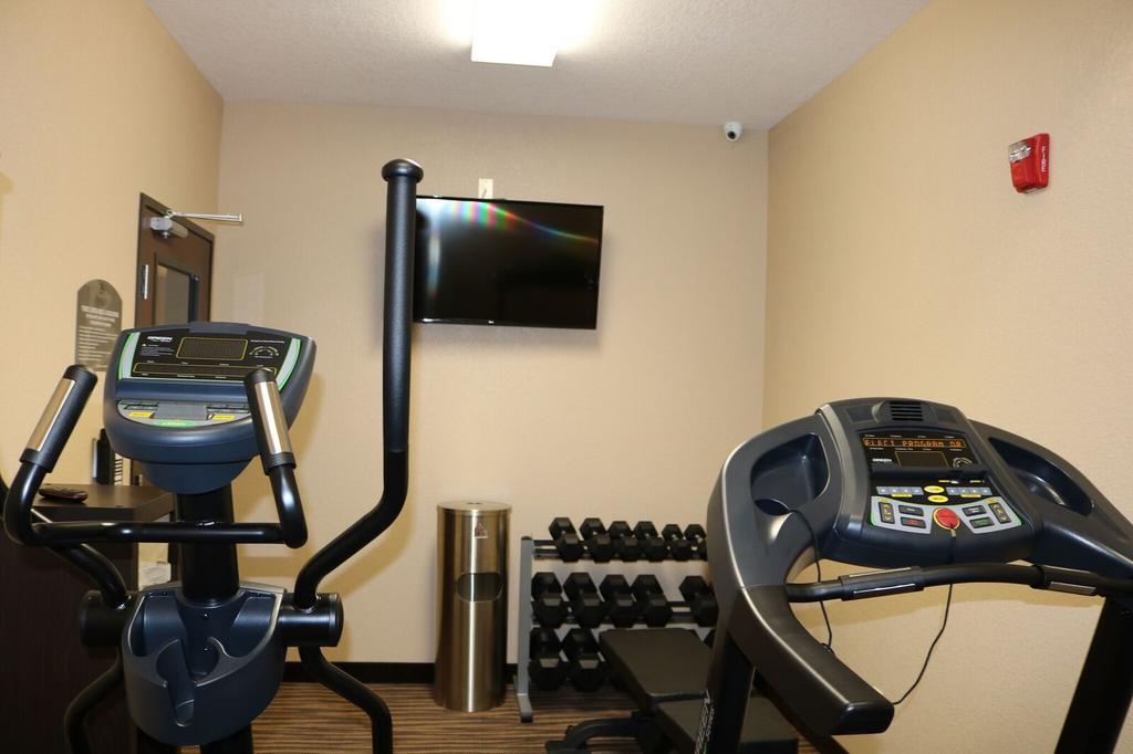 Cobblestone Inn & Suites Maryville Esterno foto